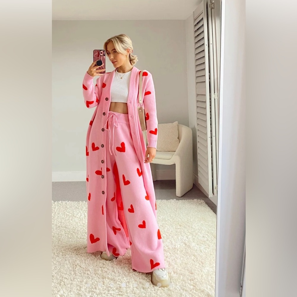 NWT KNITTED 3 -PIECE SET PINK w/RED HEART MAXI CARDIGAN, CARDIGAN  & PANT M - Picture 4 of 11
